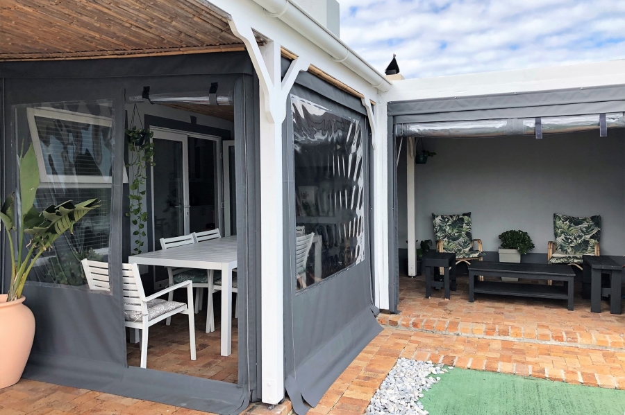 To Let 3 Bedroom Property for Rent in Sunningdale Western Cape